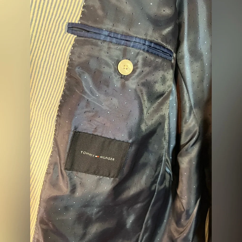 NWT Tommy Hilfiger Ethan Double Vent Seersucker Blazer/Coat - Picture 4 of 8